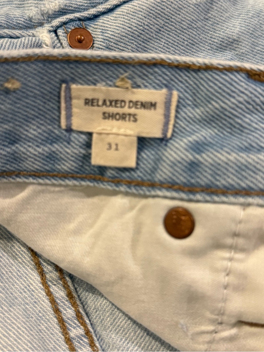 Madewell Relaxed Denim Shorts Cedarcroft Wash Size 31 Distressed Raw Hem - Picture 6 of 12